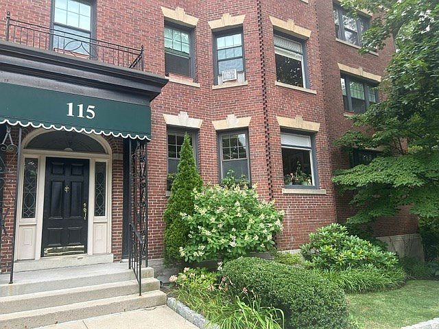 1st image of 115 Freeman St APT 1