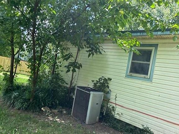 3rd image of 316 S Napier Ave