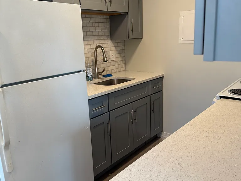 2 Radio Ave #5 — Photo 2