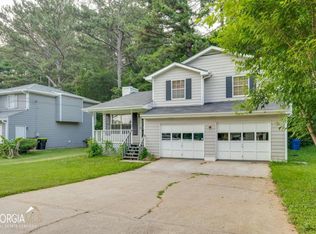 6060 Dan Dr, Ellenwood, GA 30294