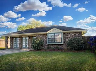 301 Lassalle Dr, River Ridge, LA 70123