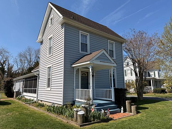 4th image of 38 Main St