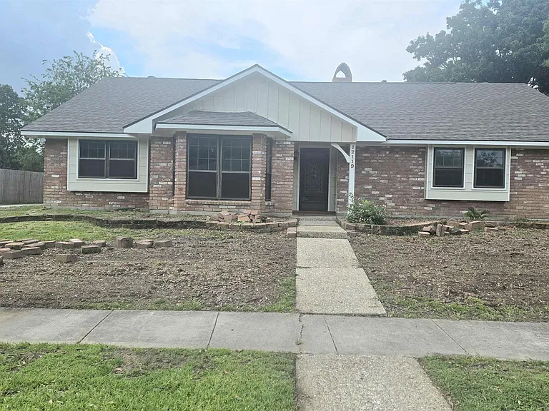 12119 Mallory Ave — Photo 28