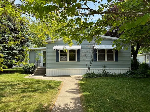 3510 Windmill Ln, Kalamazoo, MI 49004