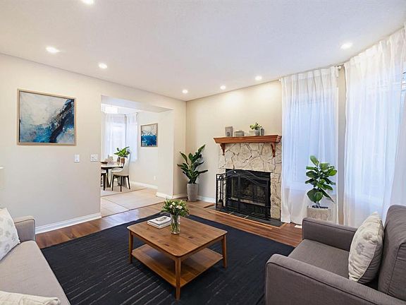 3rd image of 44 N Macewan Ridge Close NW