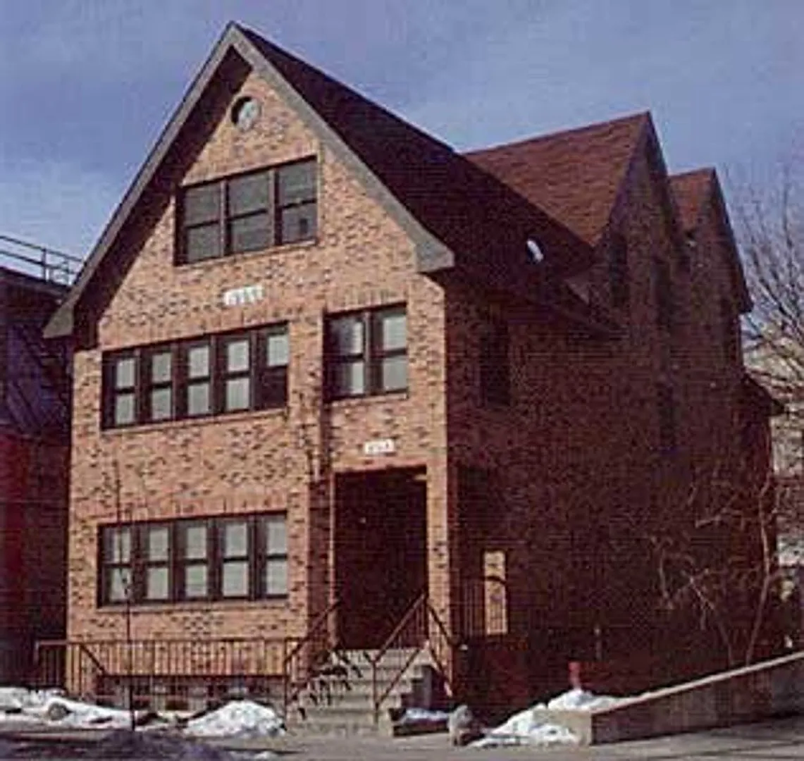 408 — Photo 2