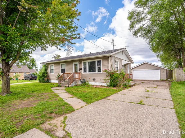 1852 Collingwood Ave SW, Wyoming, MI 49519