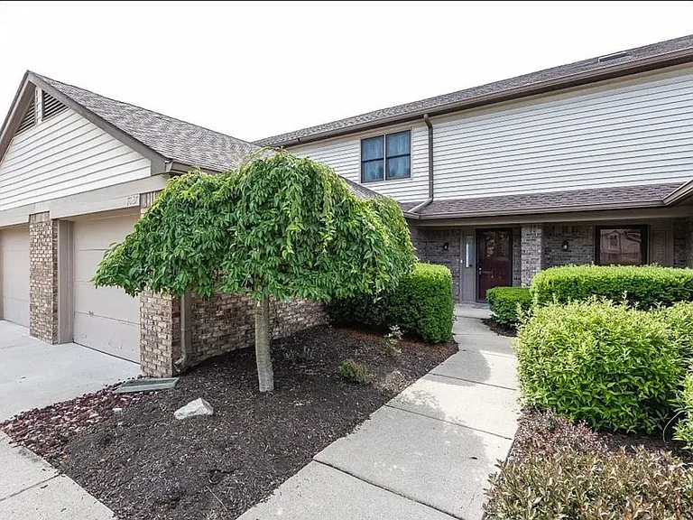 7037 Sea Oats Ln — Photo 2