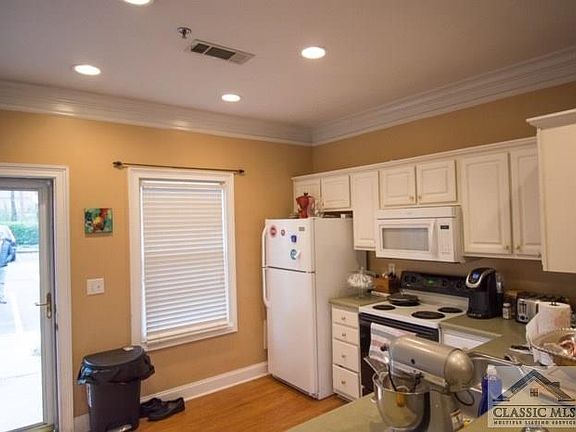4th image of 101 Wood Lake Dr Unit 207