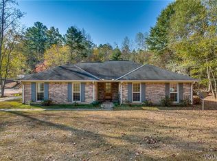 4718 Woodland Forrest Dr, Tuscaloosa, AL 35405