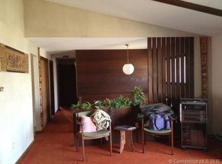 131 Hillyndale Rd, Mansfield, CT 06268