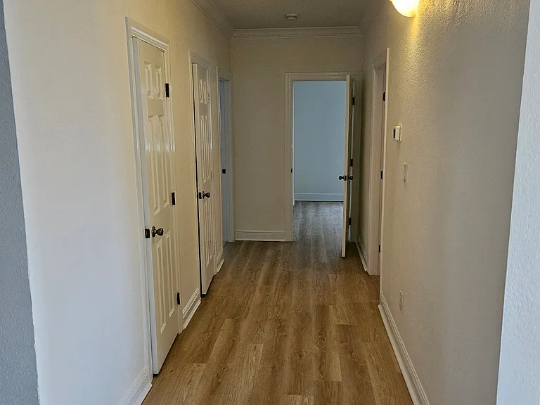 2714 W Palmetto St — Photo 6