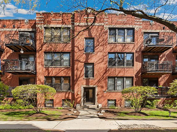 2nd image of 5921 N Paulina St APT 2E
