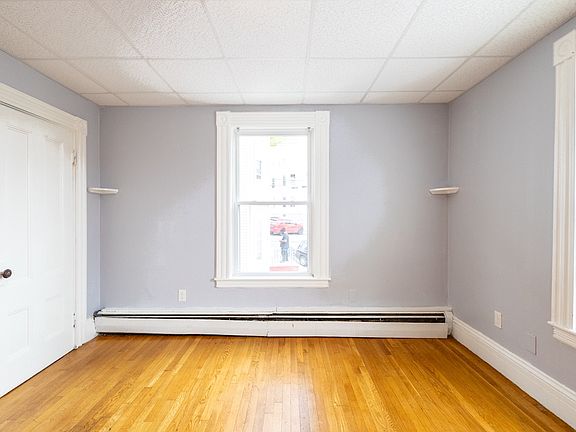 5th image of 555 Essex St APT 4