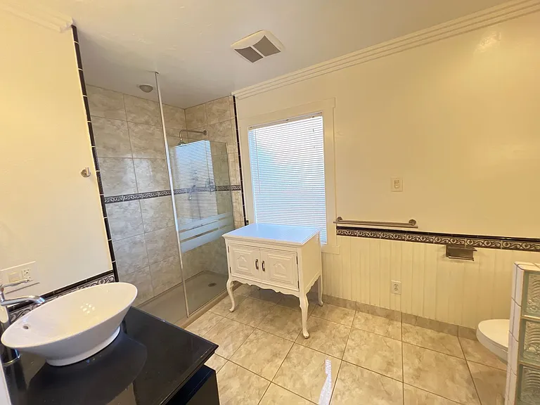 2629 Alder St — Photo 16