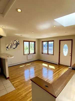 Rented by Richmont Realty LLC | media 1