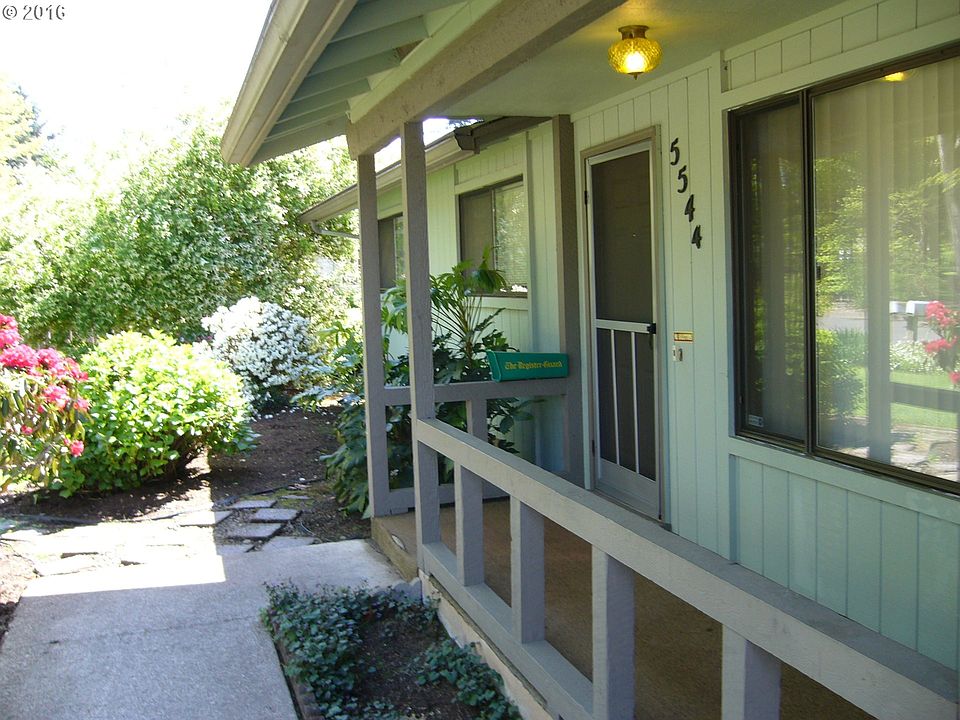2nd image of 5544 Burnett Ave