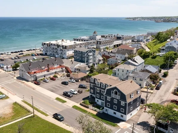 132 Bay St APT 10, Hull, MA 02045