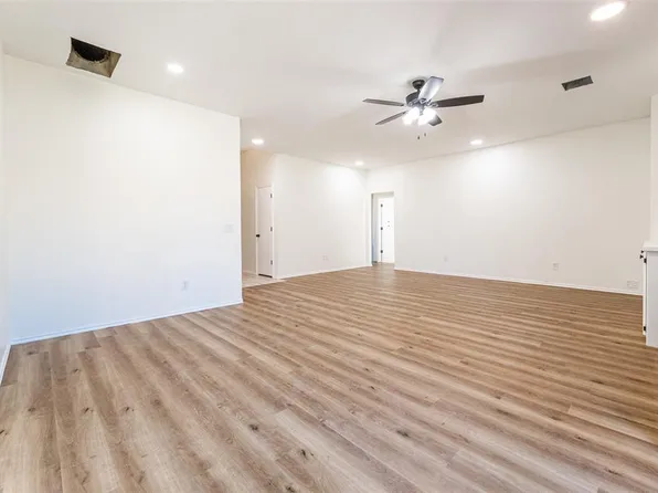 1517 George St, Edmond, OK 73003