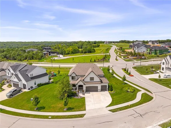 11508 S Mize Rd, Olathe, KS 66061