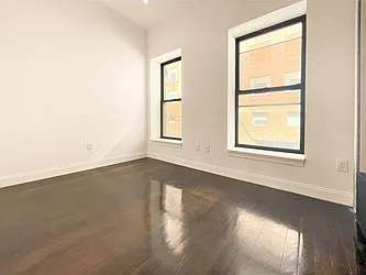 Rented by Silver Line Realty Group NY LLC