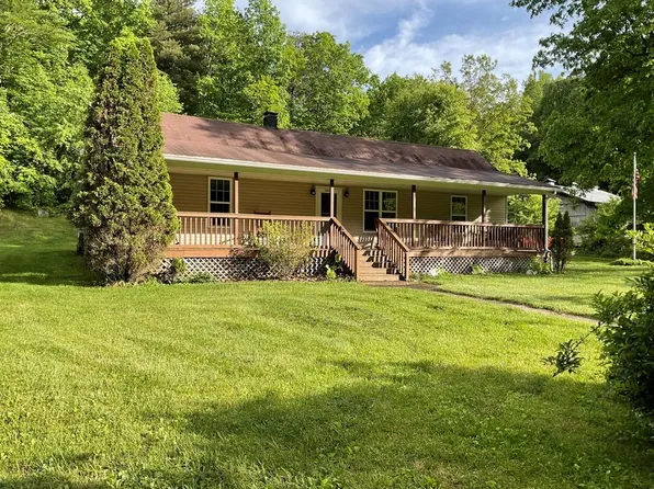 33 Banta Rd, Olive Hill, KY 41164