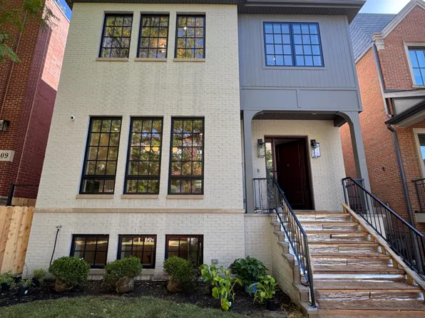 3905 N Leavitt St, Chicago, IL 60618