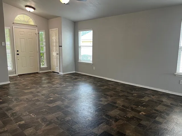Wisteria Way 206 -- Stefani - 1 — Photo 3