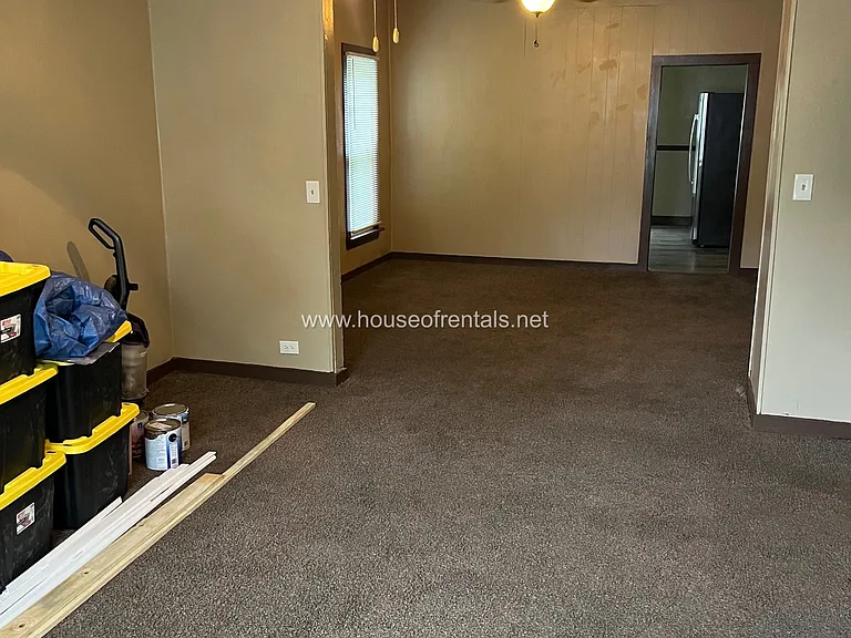 705 N Garfield St — Photo 1
