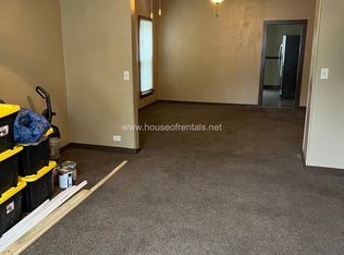 705 N Garfield St, Marion, IL 62959
