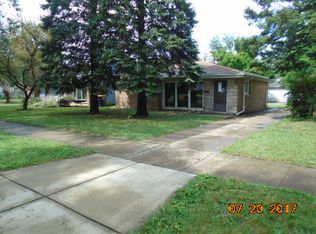 17336 Roy St, Lansing, IL 60438