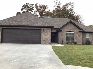 67 Old Orchard Rd, Florence, AL 35634