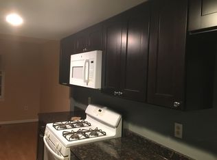 7803 Snead Ln, Falls Church, VA 22043