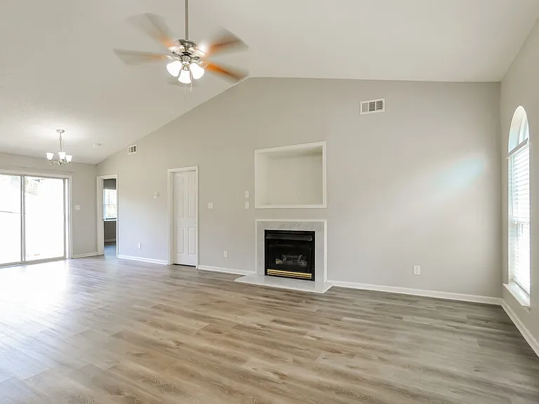 7218 Kavan Hunter Dr — Photo 3