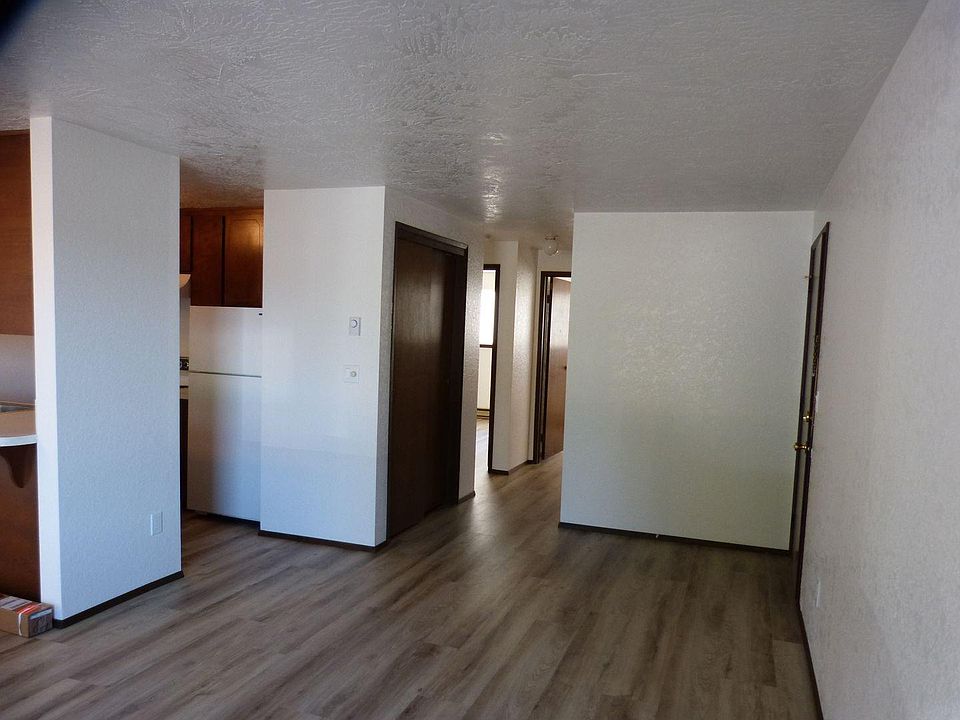 1st image of 118 S Chambers St
