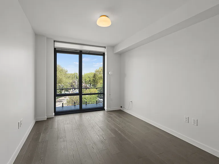 328 Adolphus Ave #606 — Photo 6