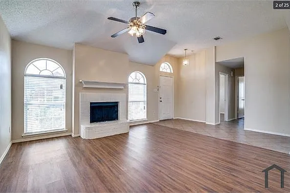 3 bed, 1633 sqft, $3,000 — Photo 2