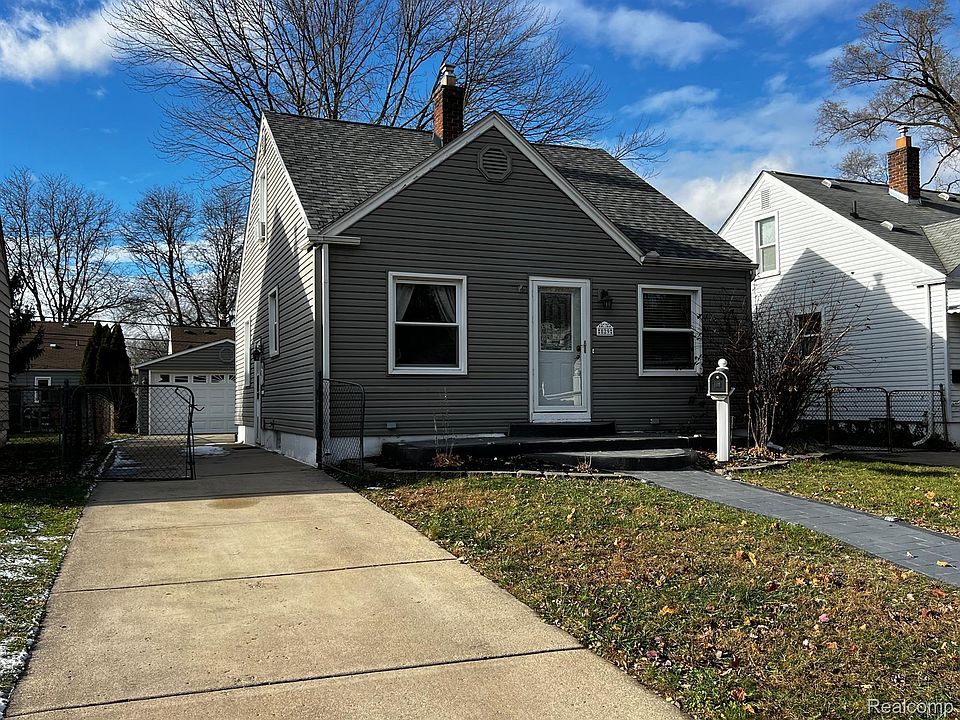 1st image of 829 N Kenwood Ave