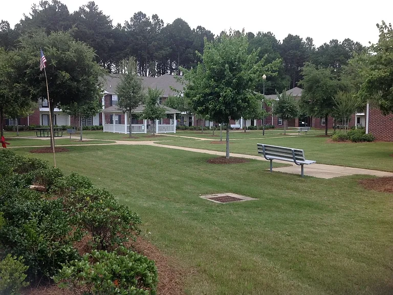 Pine View Crossing — Photo 2