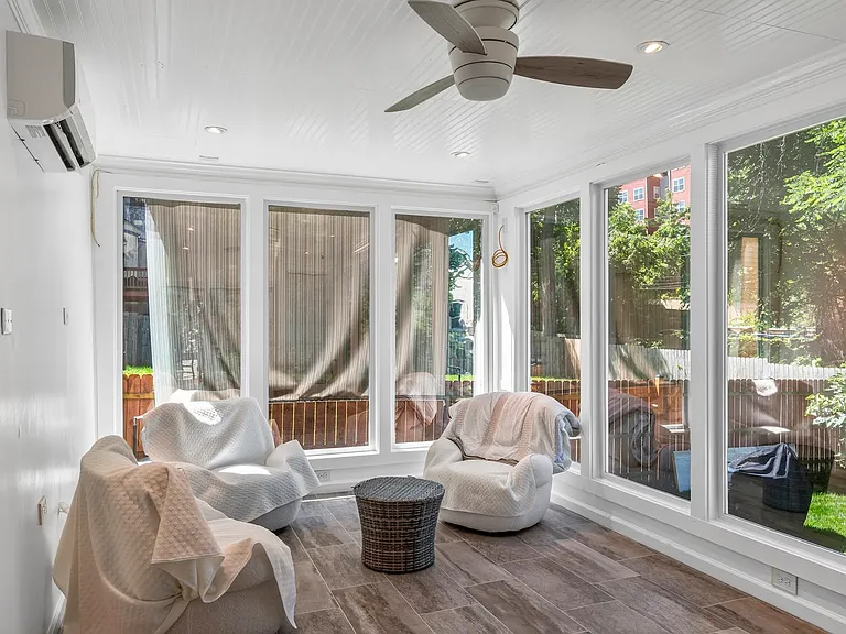 1303 Maple View Pl SE — Photo 38
