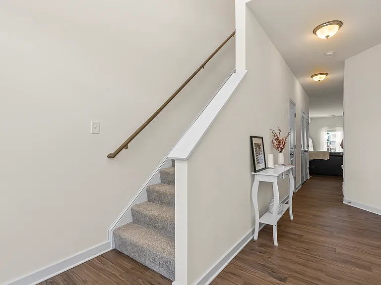 42 Polygon Pl — Photo 5