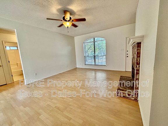 5th image of 824 Blue Ridge Dr