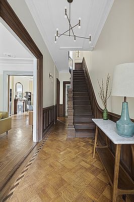 3rd image of 101 Lincoln Pl #2