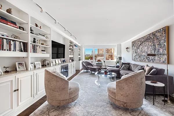 1st image of 35 E 75th St #10C