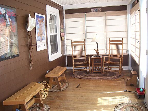 Front Porch heated and cooled
