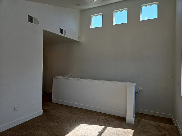 1660 Spring St — Photo 19
