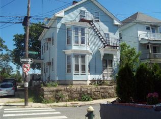 81 Vandewater St, Providence, RI 02908