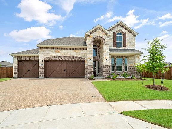 2nd image of 2950 Wood River Way