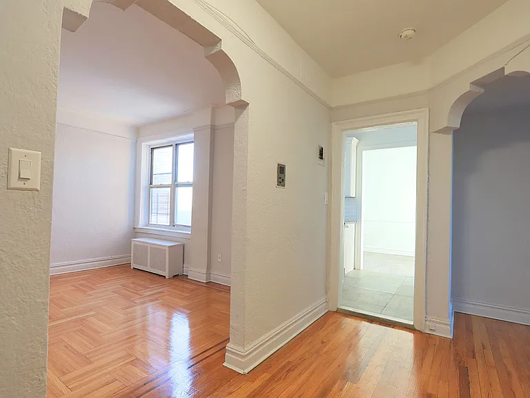 8831 Fort Hamilton Pkwy #5C — Photo 1
