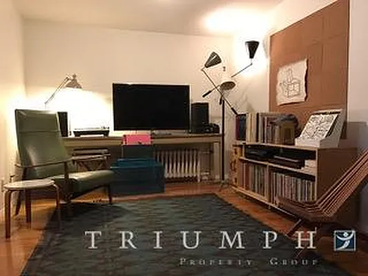 Rented by Triumph Property Group | media 20
